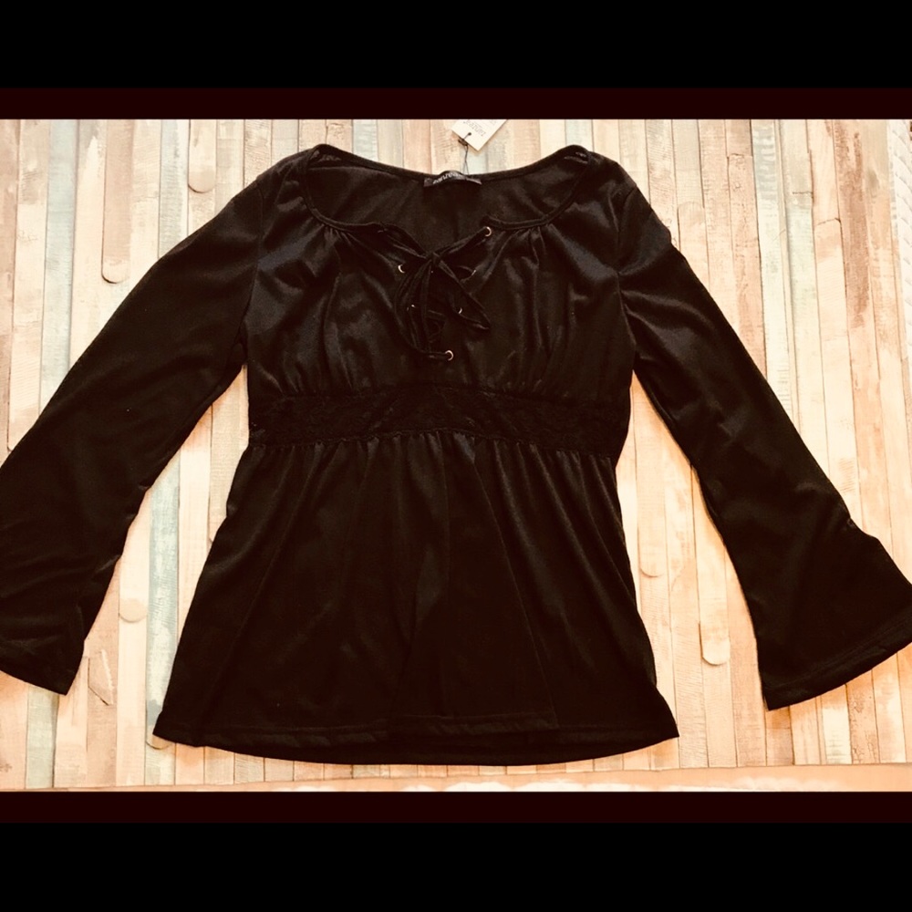 Black 1/4 Sleeve Blouse
